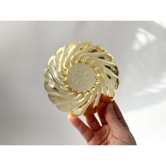 Midcentury Hazel Atlas Amber Vintage Swirl Scalloped Edge Glass Bowl - Picture 5 of 10